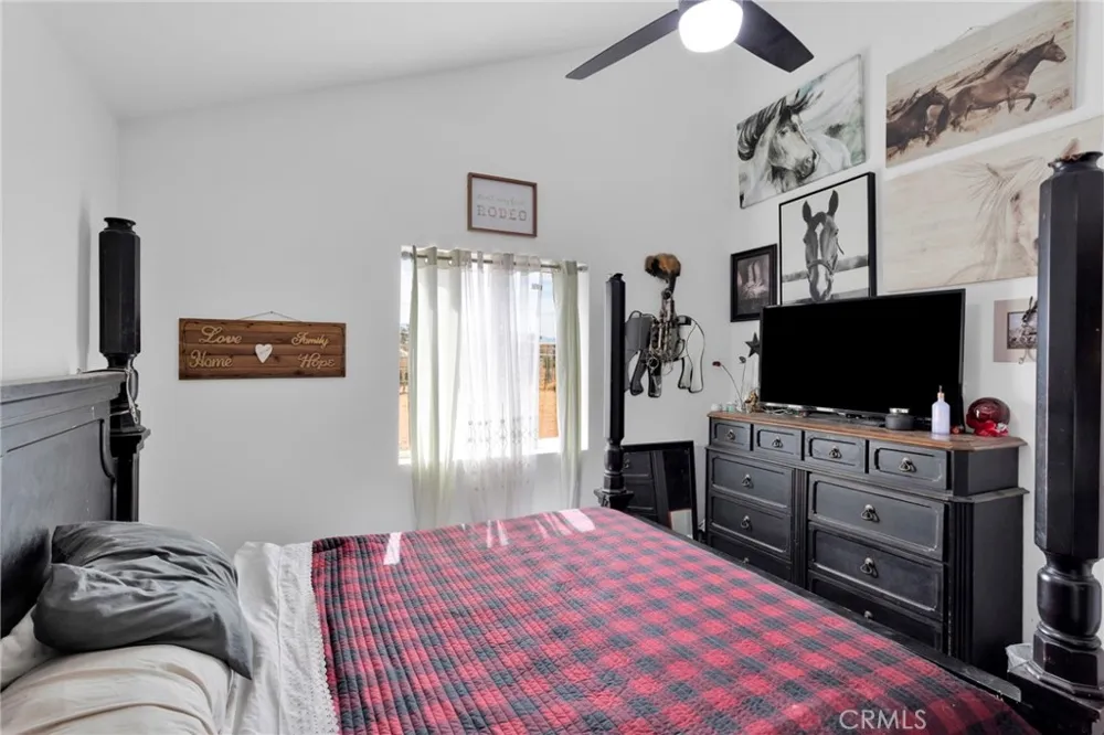 9145 Marco Victorville, CA 92392