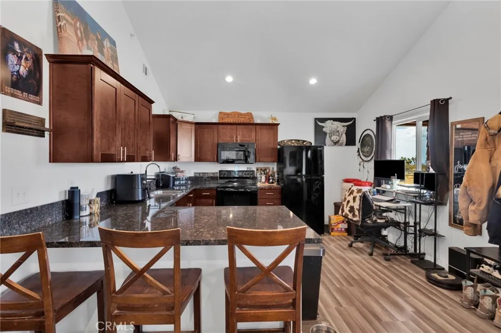 9145 Marco Victorville, CA 92392