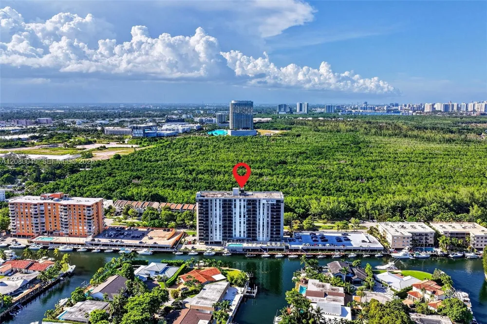 2500 NE 135th St #C311 North Miami, FL 33181