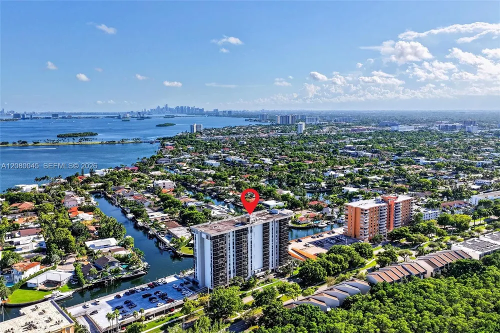 2500 NE 135th St #C311 North Miami, FL 33181