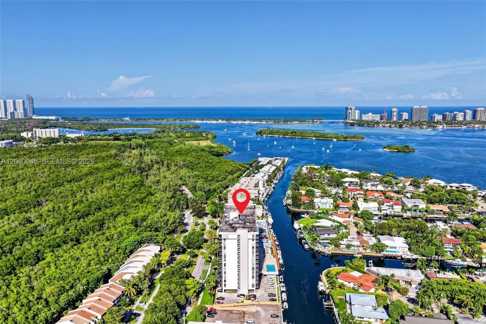 2500 NE 135th St #C311 North Miami, FL 33181