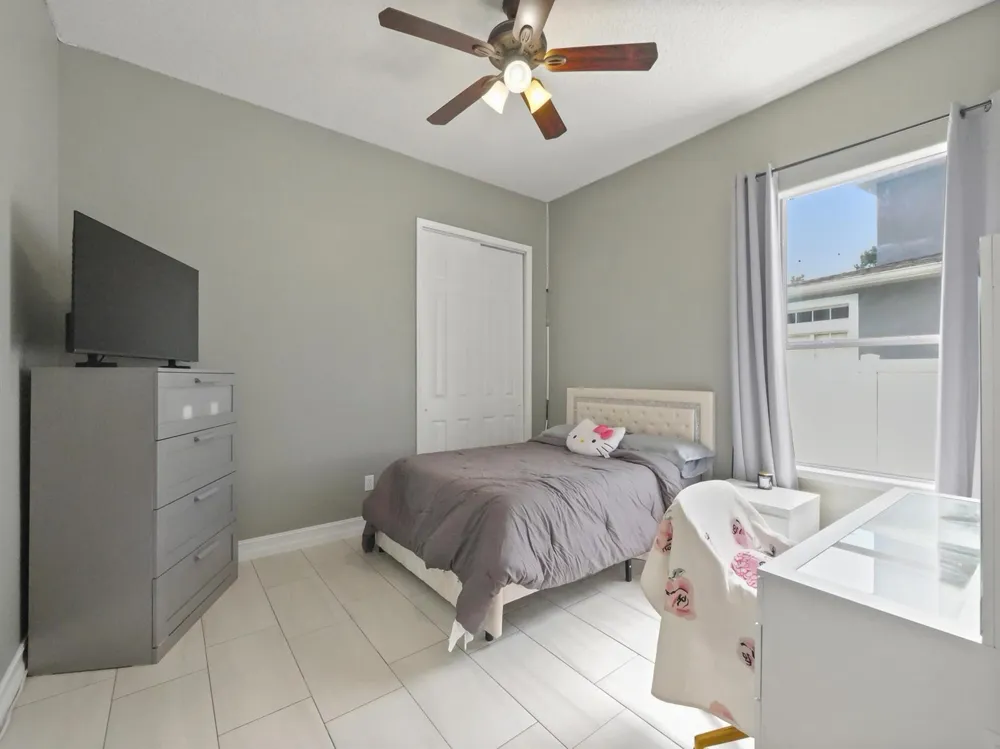 16437 TUDOR GROVE DRIVE Orlando, FL 32828