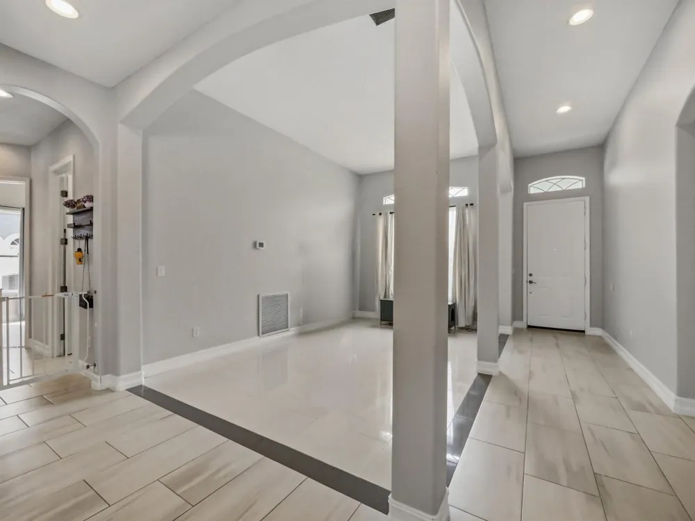 16437 TUDOR GROVE DRIVE Orlando, FL 32828