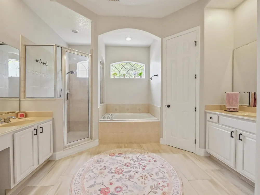 16437 TUDOR GROVE DRIVE Orlando, FL 32828
