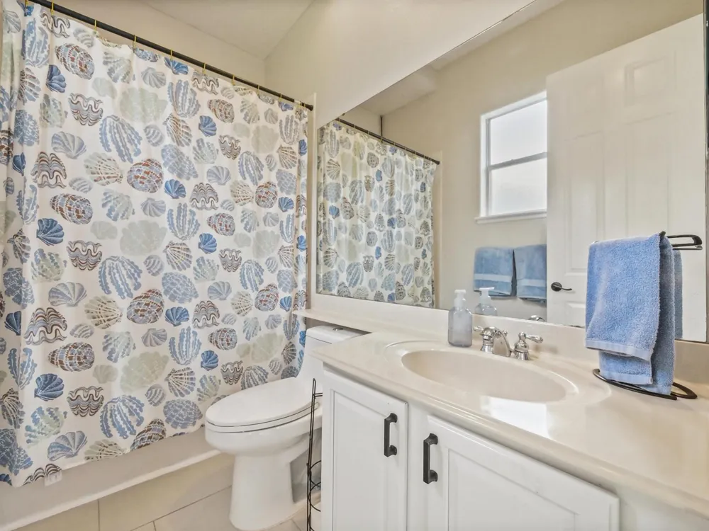 16437 TUDOR GROVE DRIVE Orlando, FL 32828