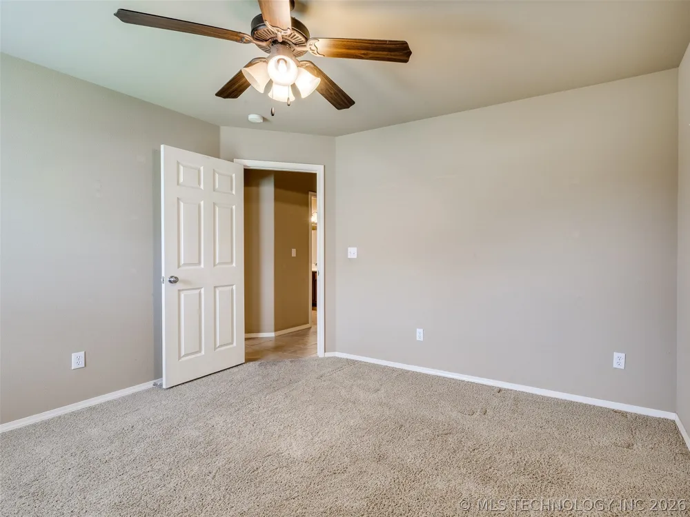 7521 E Galveston Street Broken Arrow, OK 74014