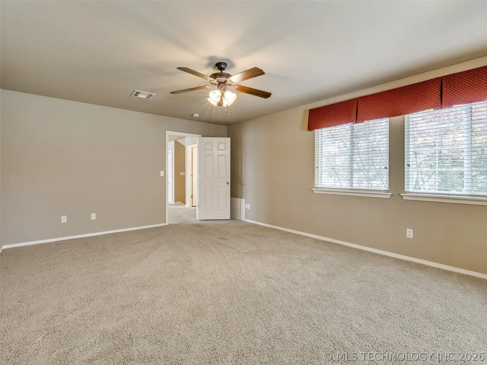 7521 E Galveston Street Broken Arrow, OK 74014