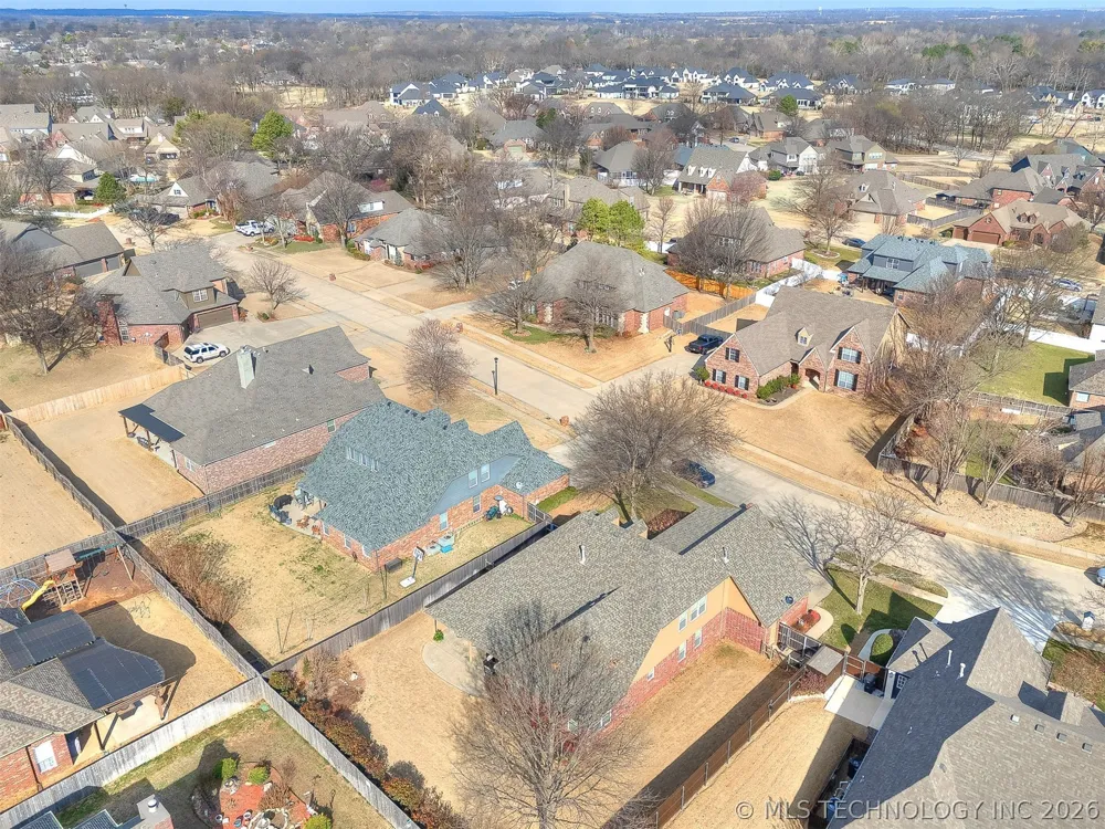 7521 E Galveston Street Broken Arrow, OK 74014