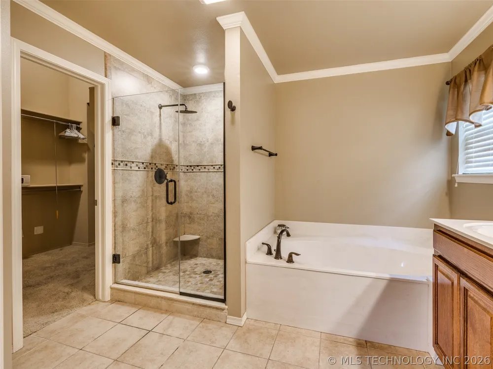 7521 E Galveston Street Broken Arrow, OK 74014