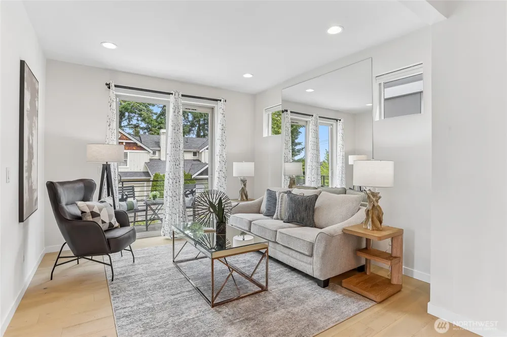 8312 120th Avenue NE Kirkland, WA 98033