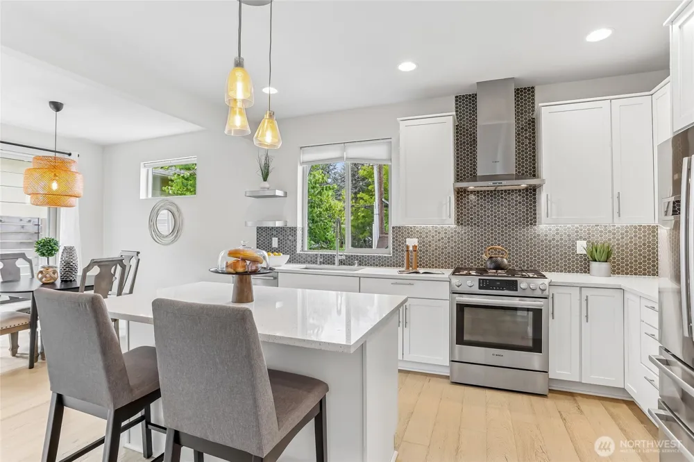 8312 120th Avenue NE Kirkland, WA 98033
