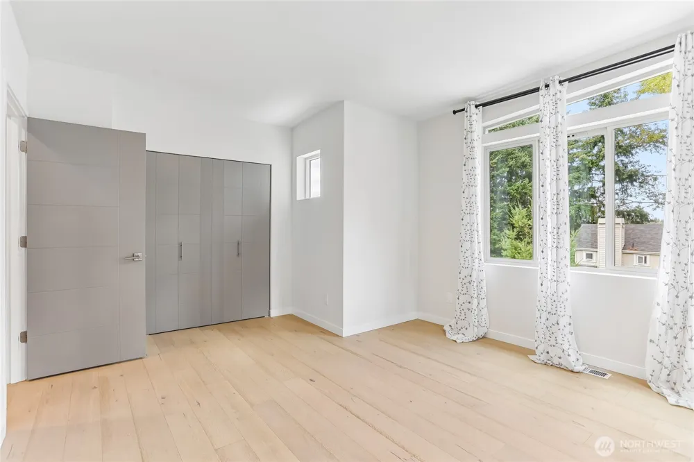 8312 120th Avenue NE Kirkland, WA 98033
