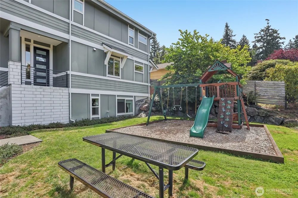 8312 120th Avenue NE Kirkland, WA 98033