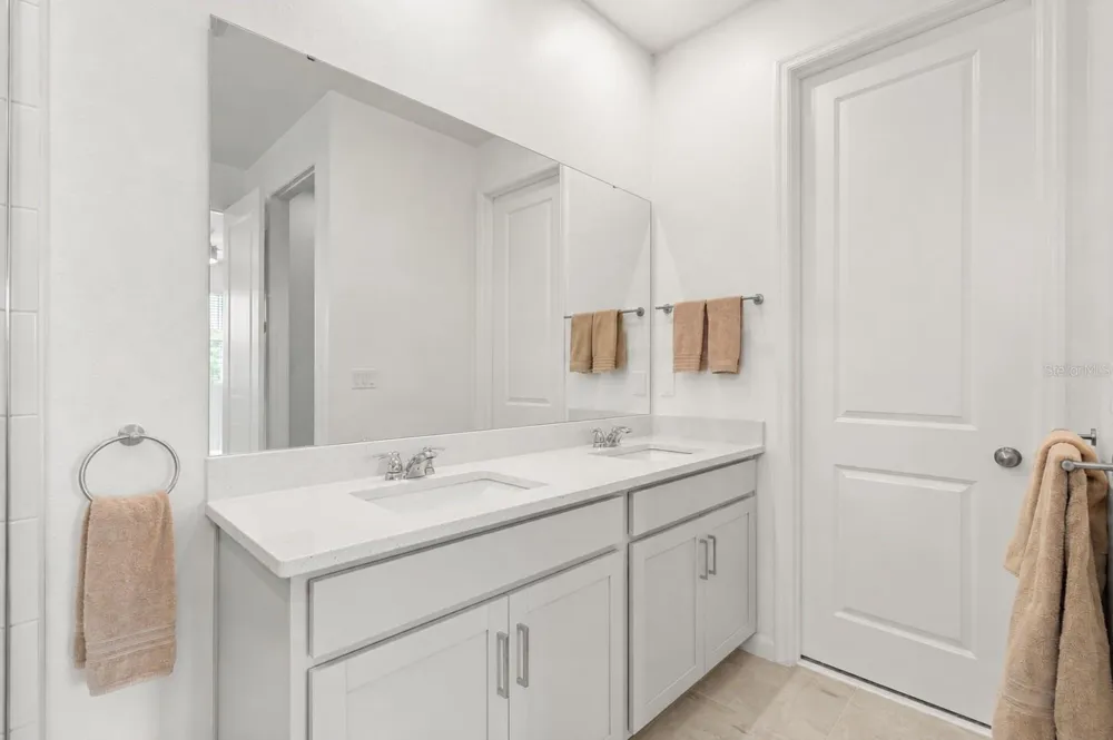 7922 WATERFIELD AVENUE Orlando, FL 32832