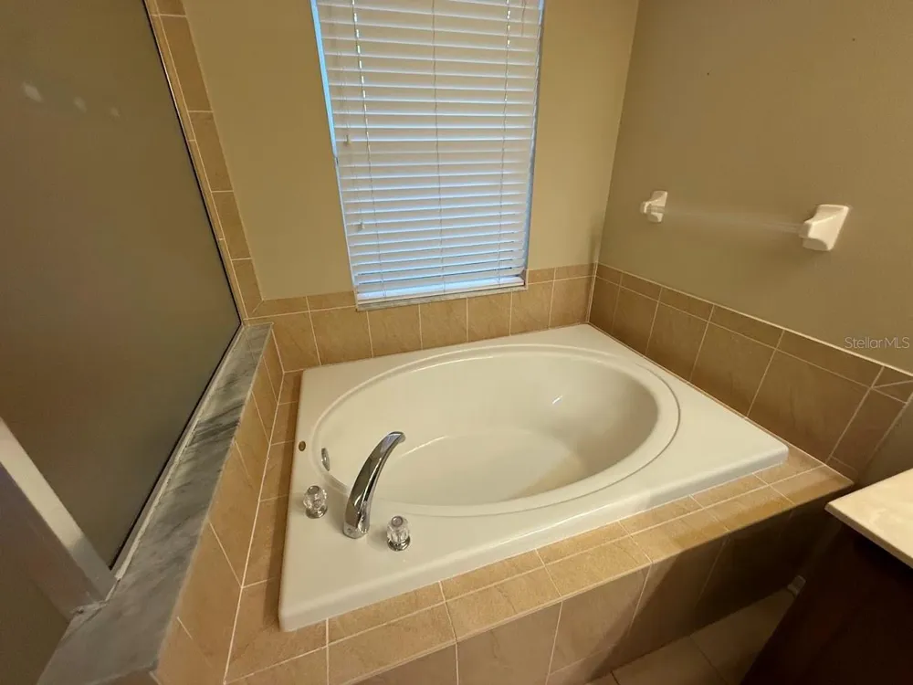 5823 BUTTERFIELD STREET Riverview, FL 33578