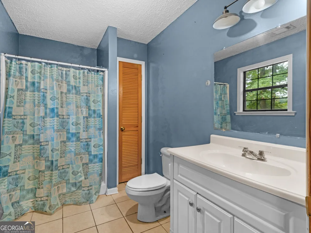 107 Midway RD Barnesville, GA 30204