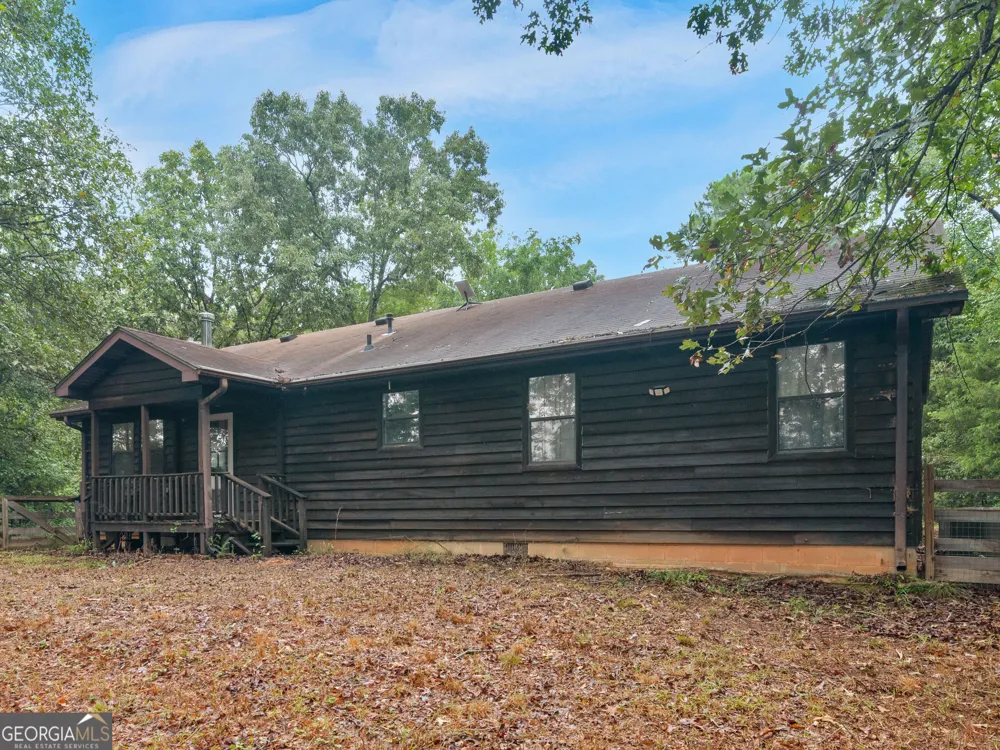 107 Midway RD Barnesville, GA 30204