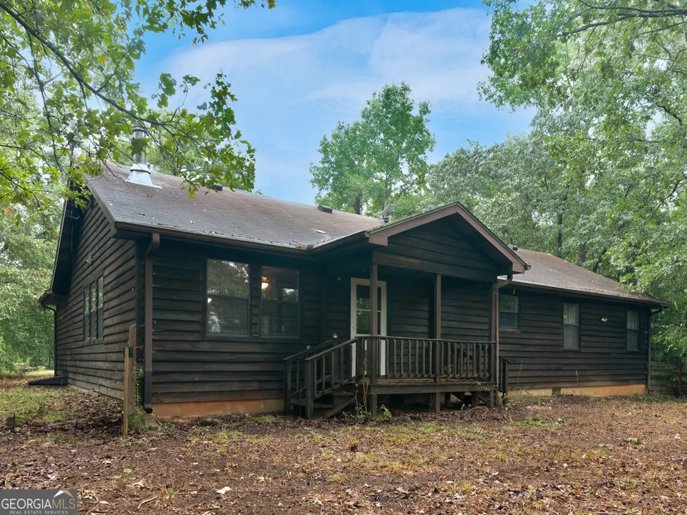 107 Midway RD Barnesville, GA 30204