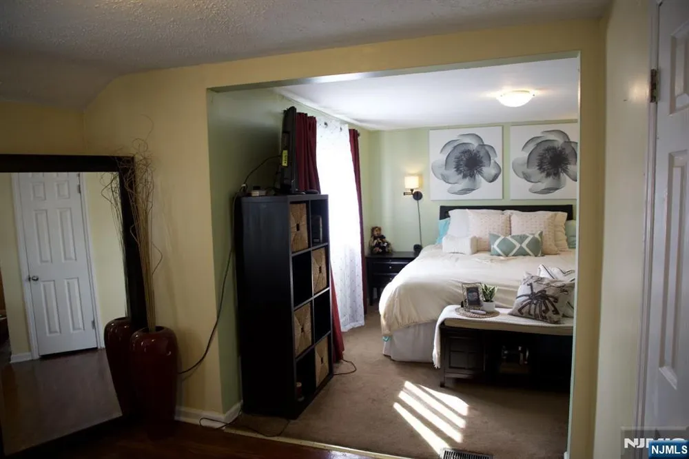 81 Prospect Terrace Teaneck, NJ 07666