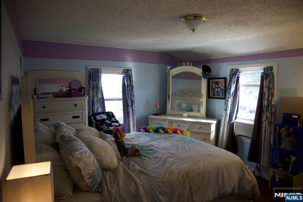 81 Prospect Terrace Teaneck, NJ 07666