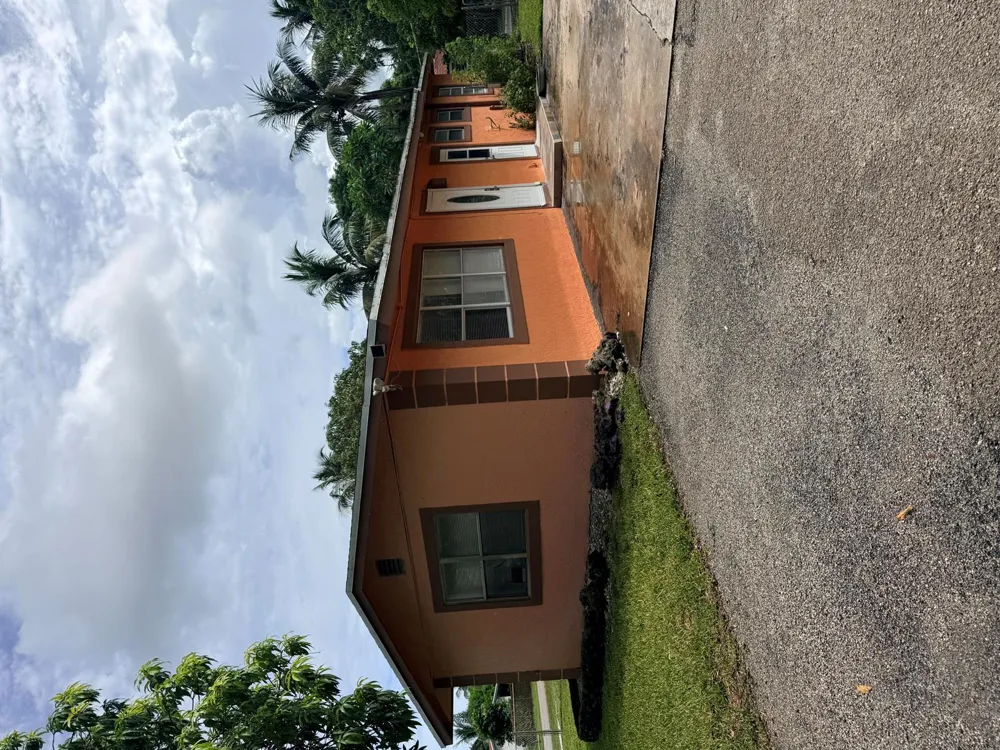 1643 NW 11TH AVENUE Fort Lauderdale, FL 33311
