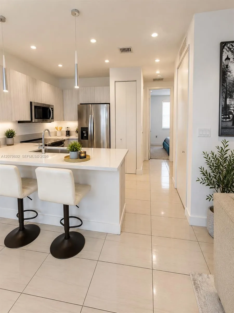 6416 NW 102nd Ct #302 Doral, FL 33178