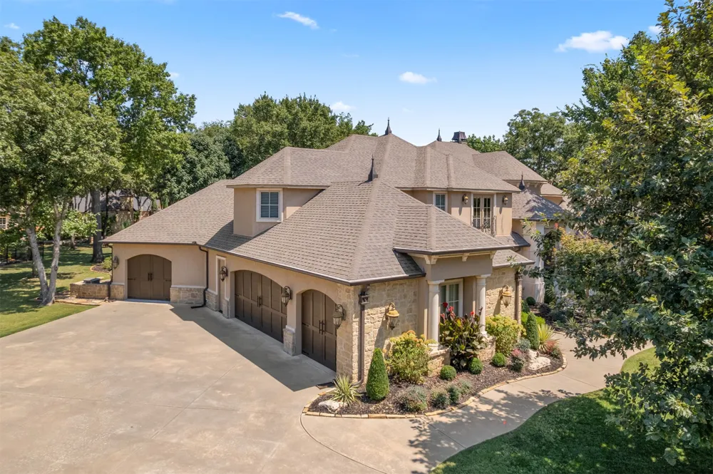 6011 Grey Hawk Road Owasso, OK 74055