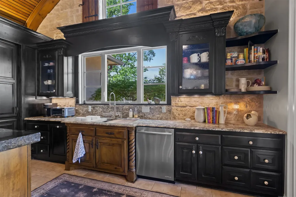 6011 Grey Hawk Road Owasso, OK 74055