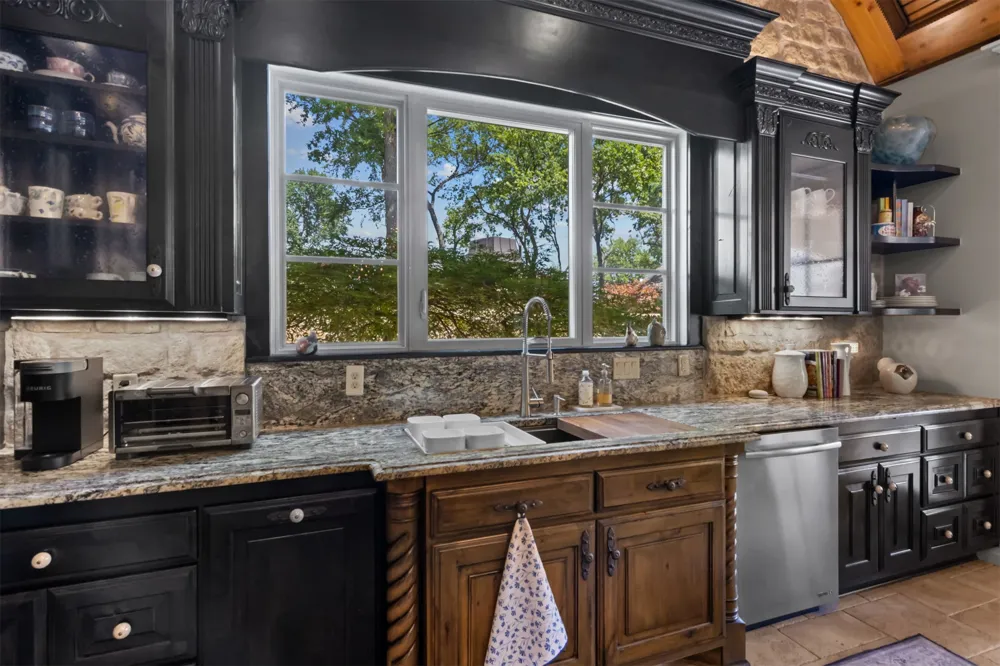 6011 Grey Hawk Road Owasso, OK 74055