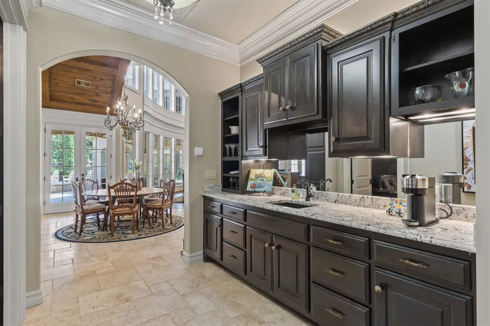 6011 Grey Hawk Road Owasso, OK 74055