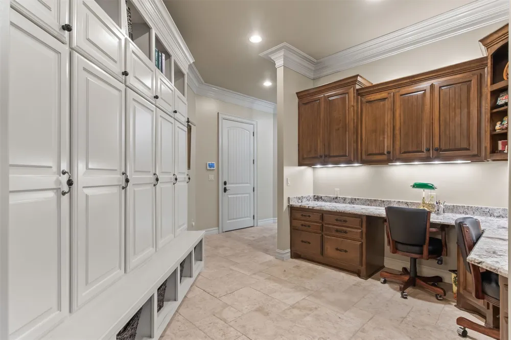 6011 Grey Hawk Road Owasso, OK 74055