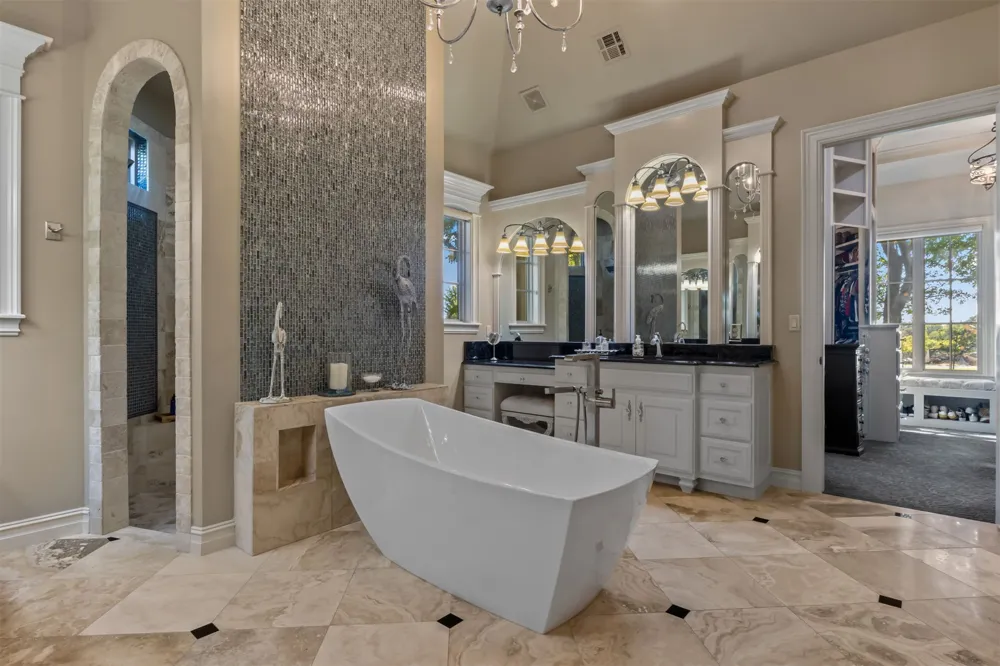 6011 Grey Hawk Road Owasso, OK 74055