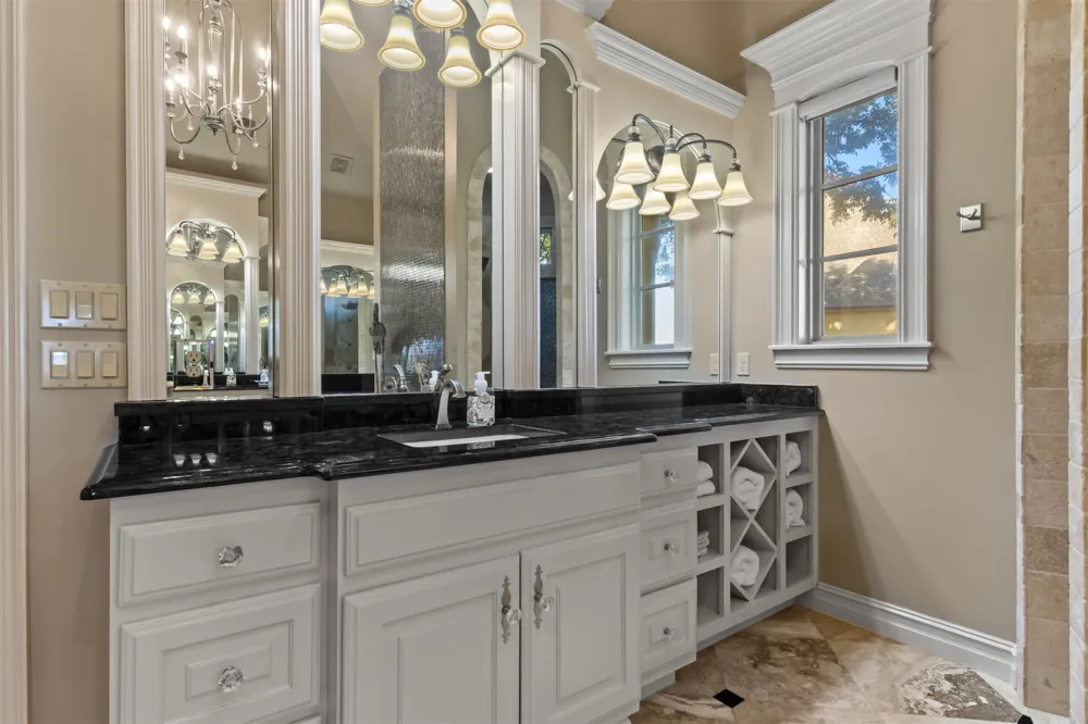 6011 Grey Hawk Road Owasso, OK 74055