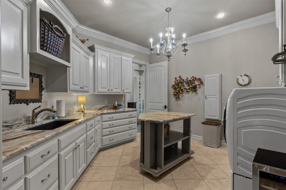 6011 Grey Hawk Road Owasso, OK 74055