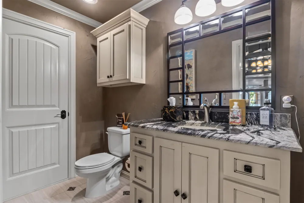 6011 Grey Hawk Road Owasso, OK 74055