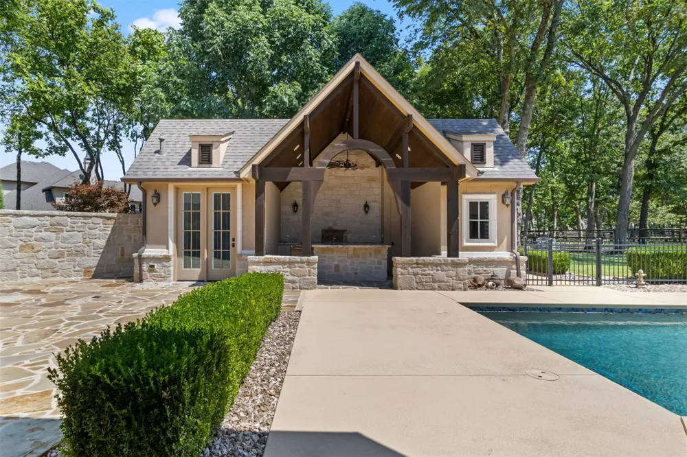 6011 Grey Hawk Road Owasso, OK 74055