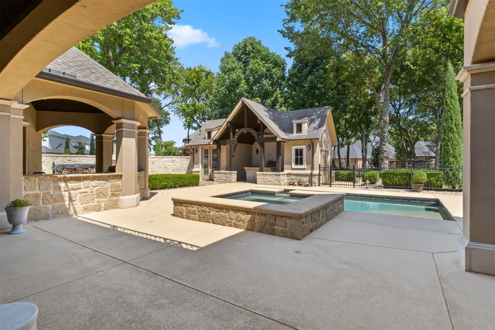6011 Grey Hawk Road Owasso, OK 74055
