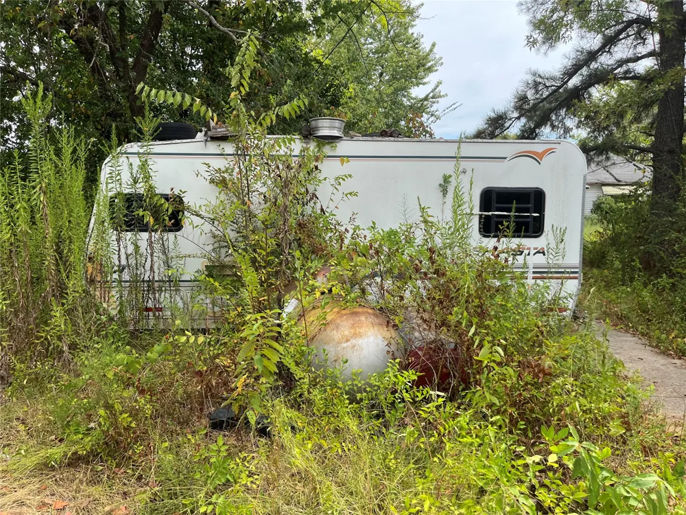 18606 Lock and Dam Road Spiro, OK 74959