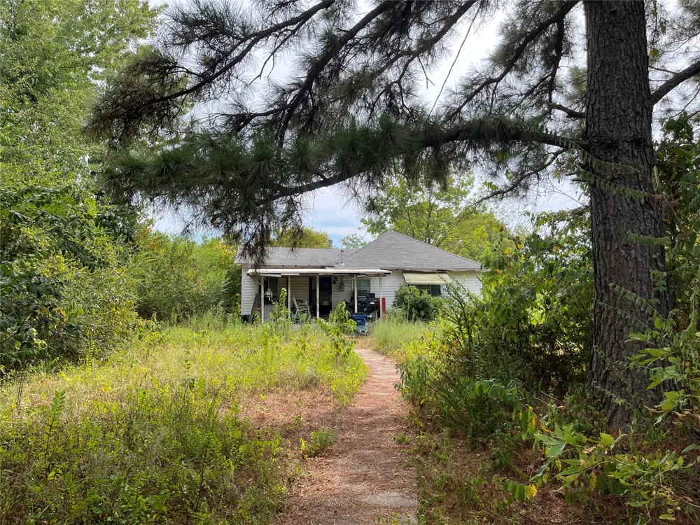 18606 Lock and Dam Road Spiro, OK 74959
