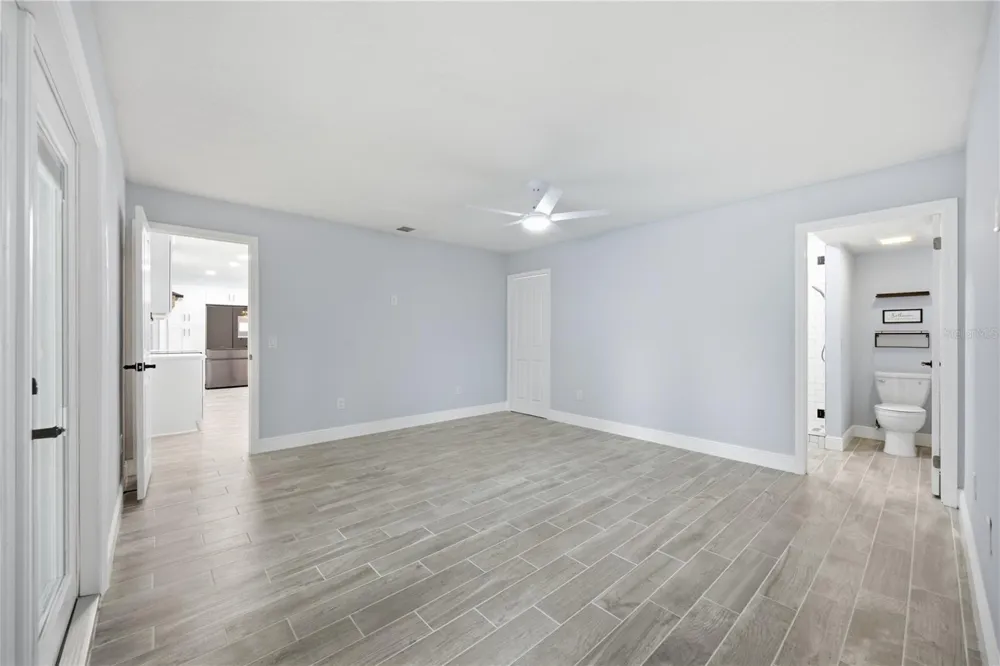 2005 RUSSELL DRIVE Tampa, FL 33618