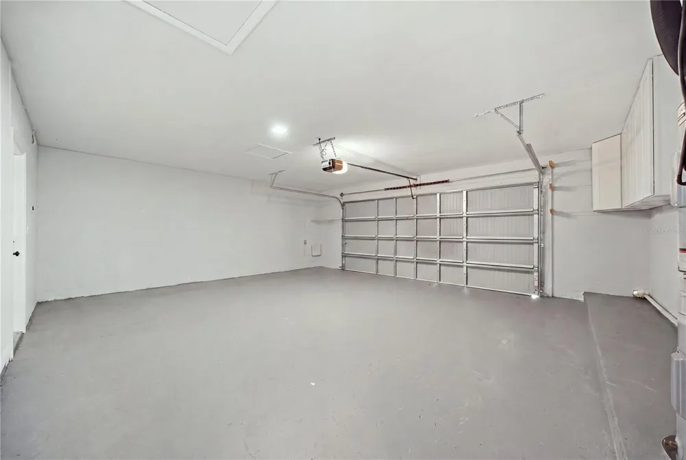 2005 RUSSELL DRIVE Tampa, FL 33618