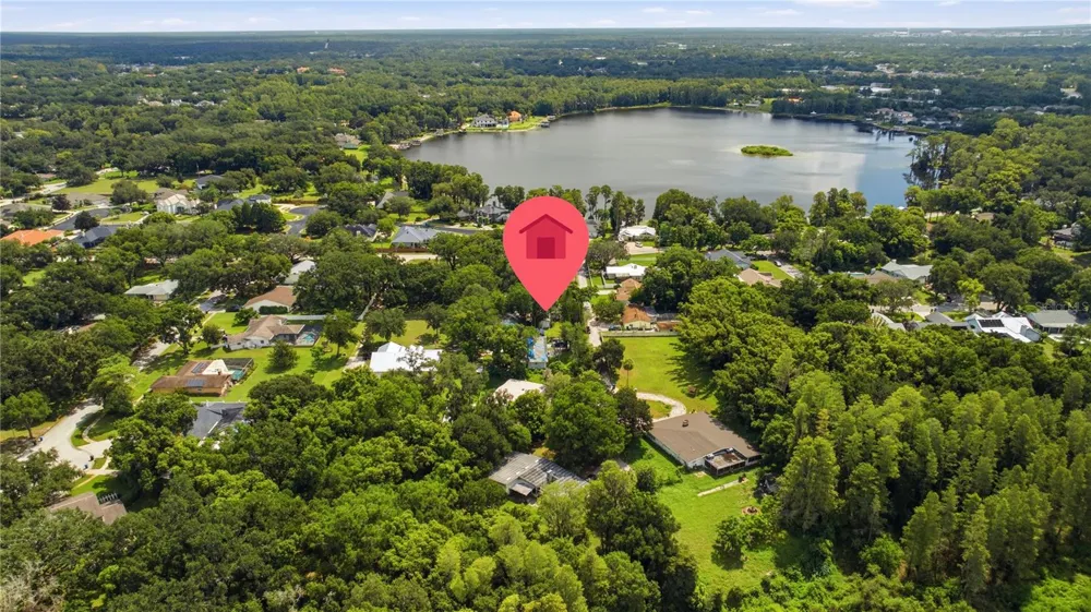 2005 RUSSELL DRIVE Tampa, FL 33618