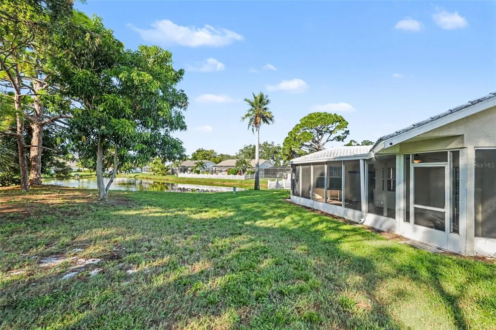 2500 62ND AVENUE S St Petersburg, FL 33712