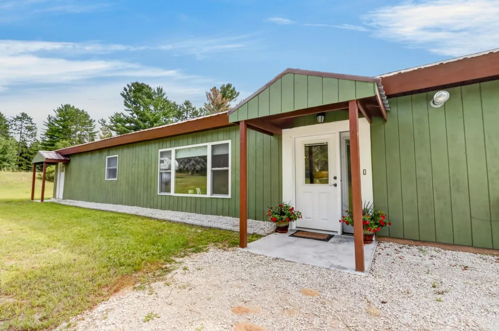 32900 Wabana Road Grand Rapids, MN 55744