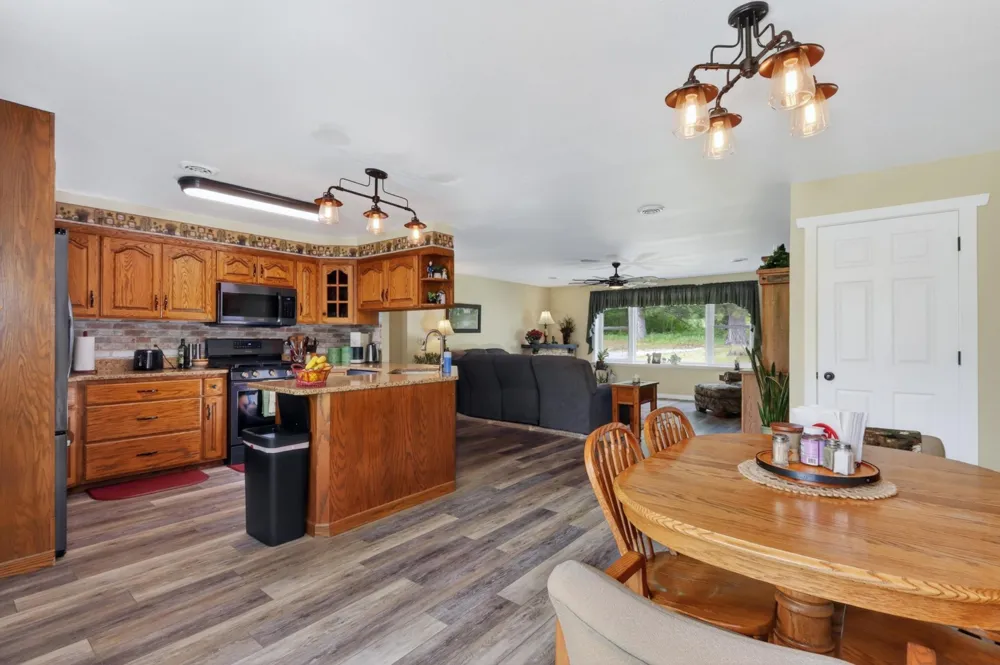 32900 Wabana Road Grand Rapids, MN 55744