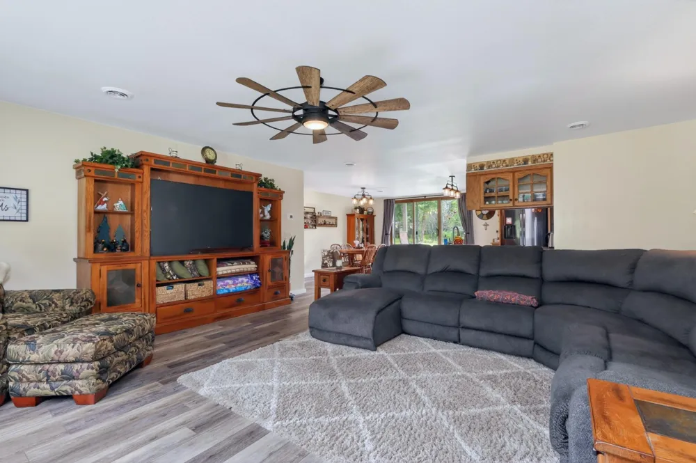 32900 Wabana Road Grand Rapids, MN 55744