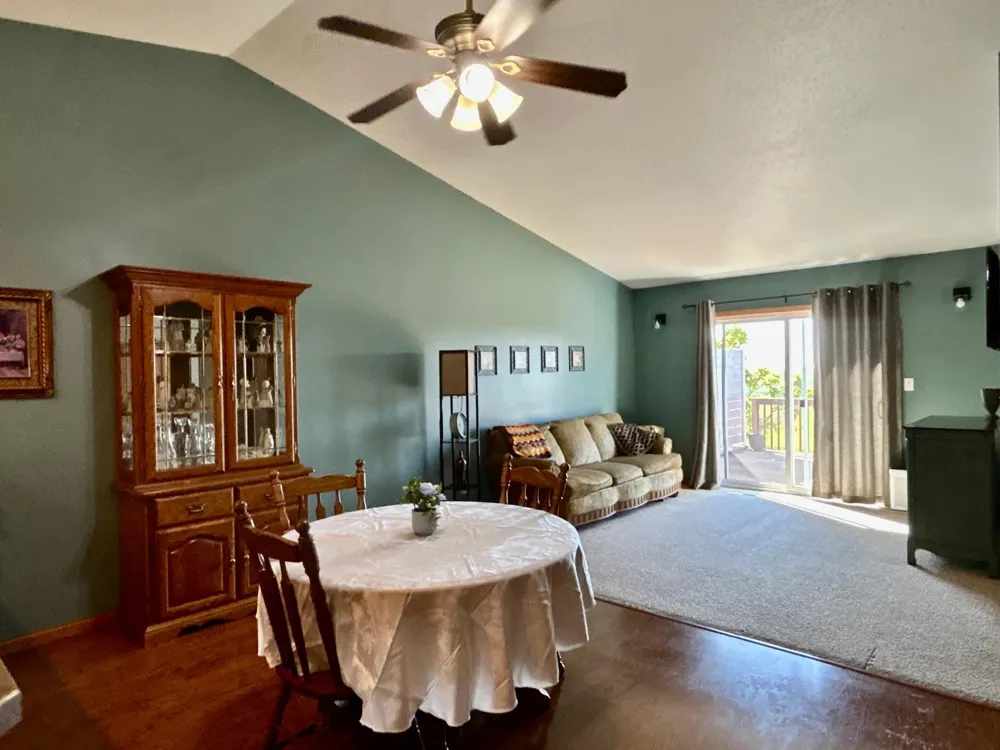 1113 Morningside Drive Casselton, ND 58012