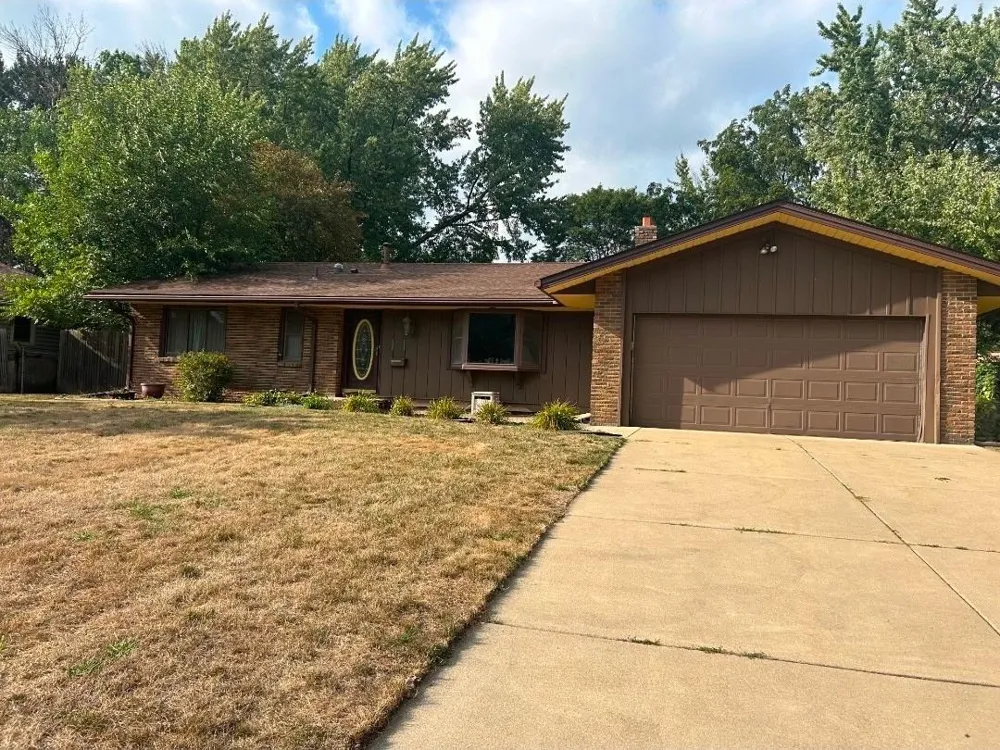 8514 85th Street S Cottage Grove, MN 55016