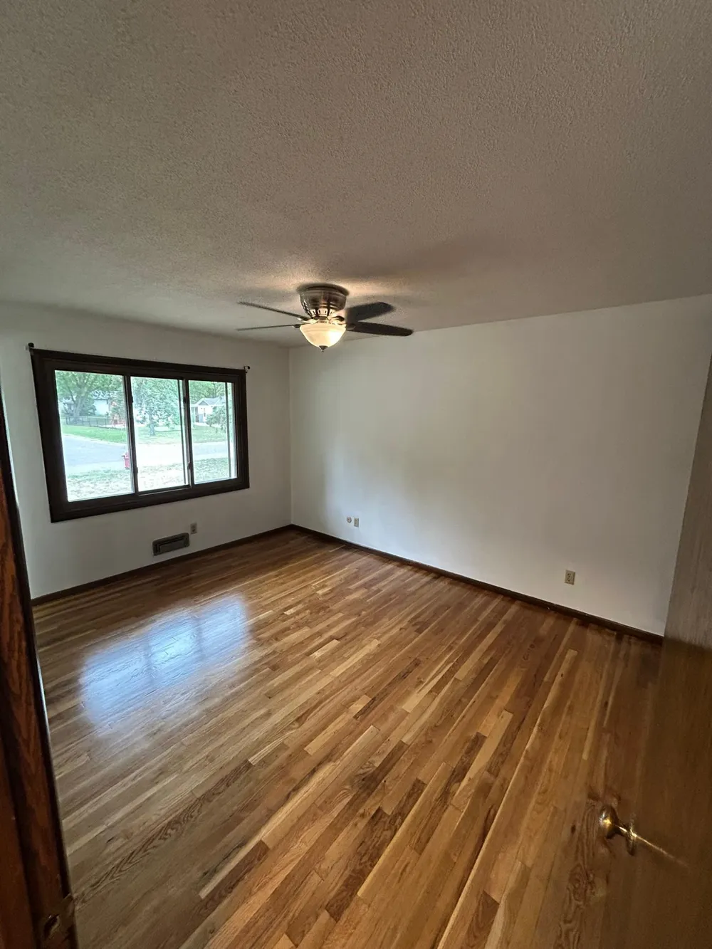 8514 85th Street S Cottage Grove, MN 55016
