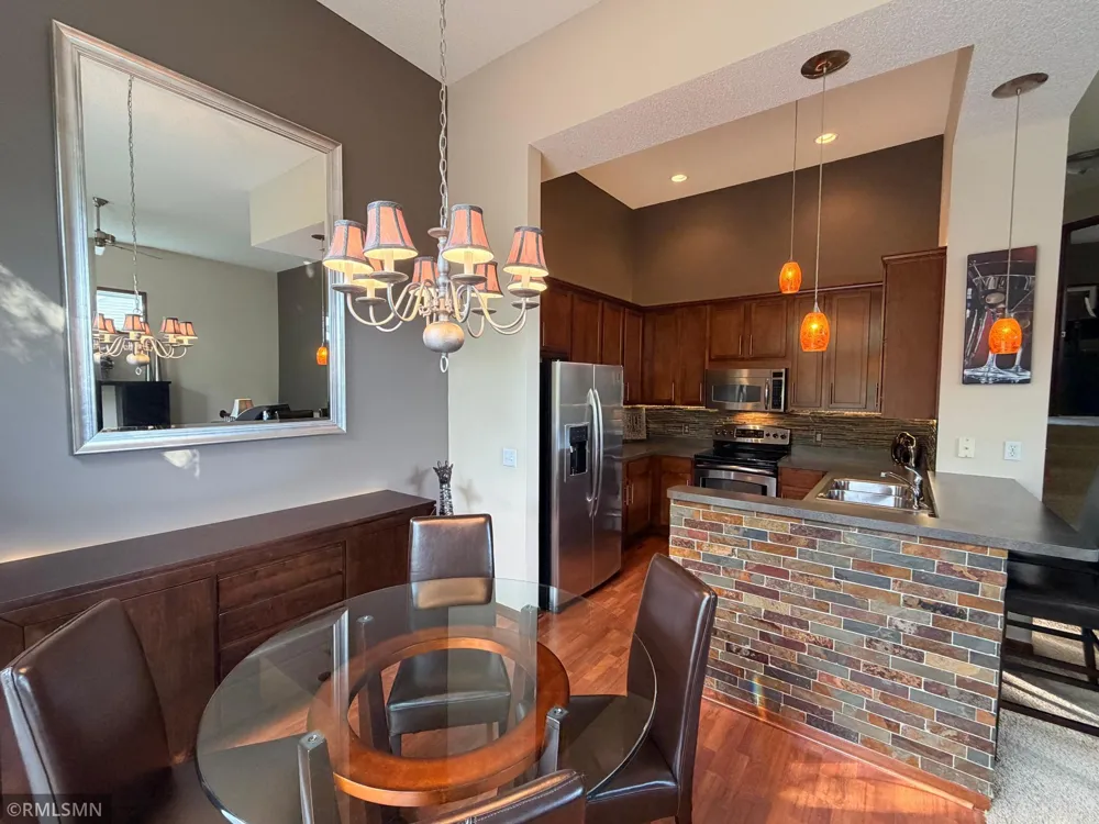 15392 Farnham Avenue Hugo, MN 55038